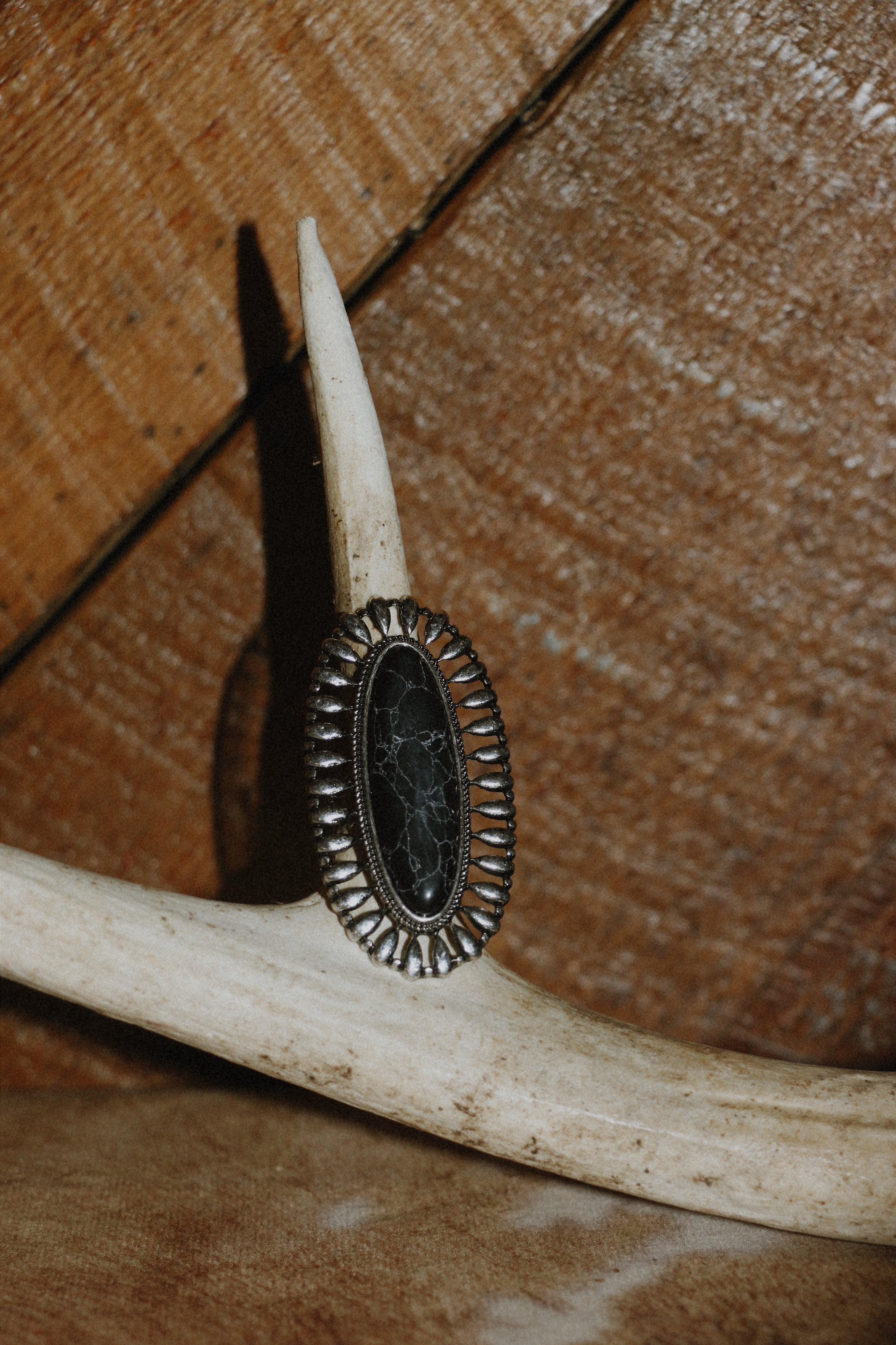 Lone Star Oval ring - Black